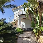 Nyaraló Brezza Di Levante Calabernardo