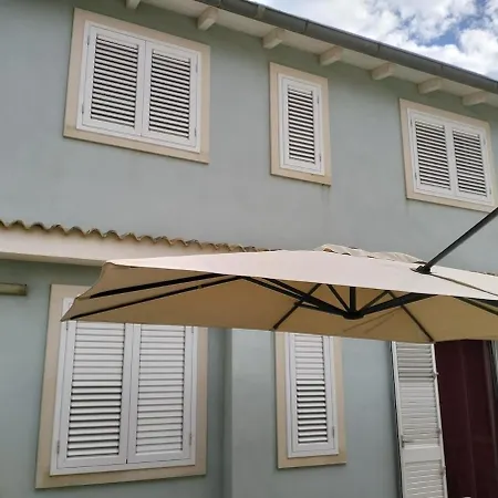 Brezza Di Levante Nyaraló