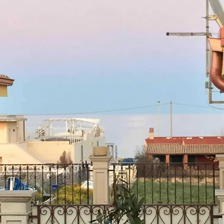 Brezza Di Levante Nyaraló